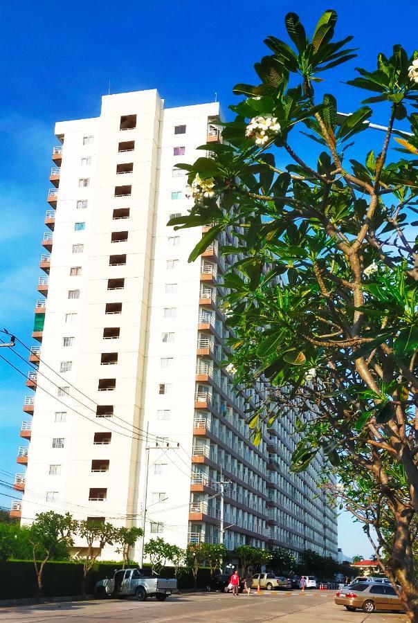 Jomtien Beach Condominium S2 Exterior photo