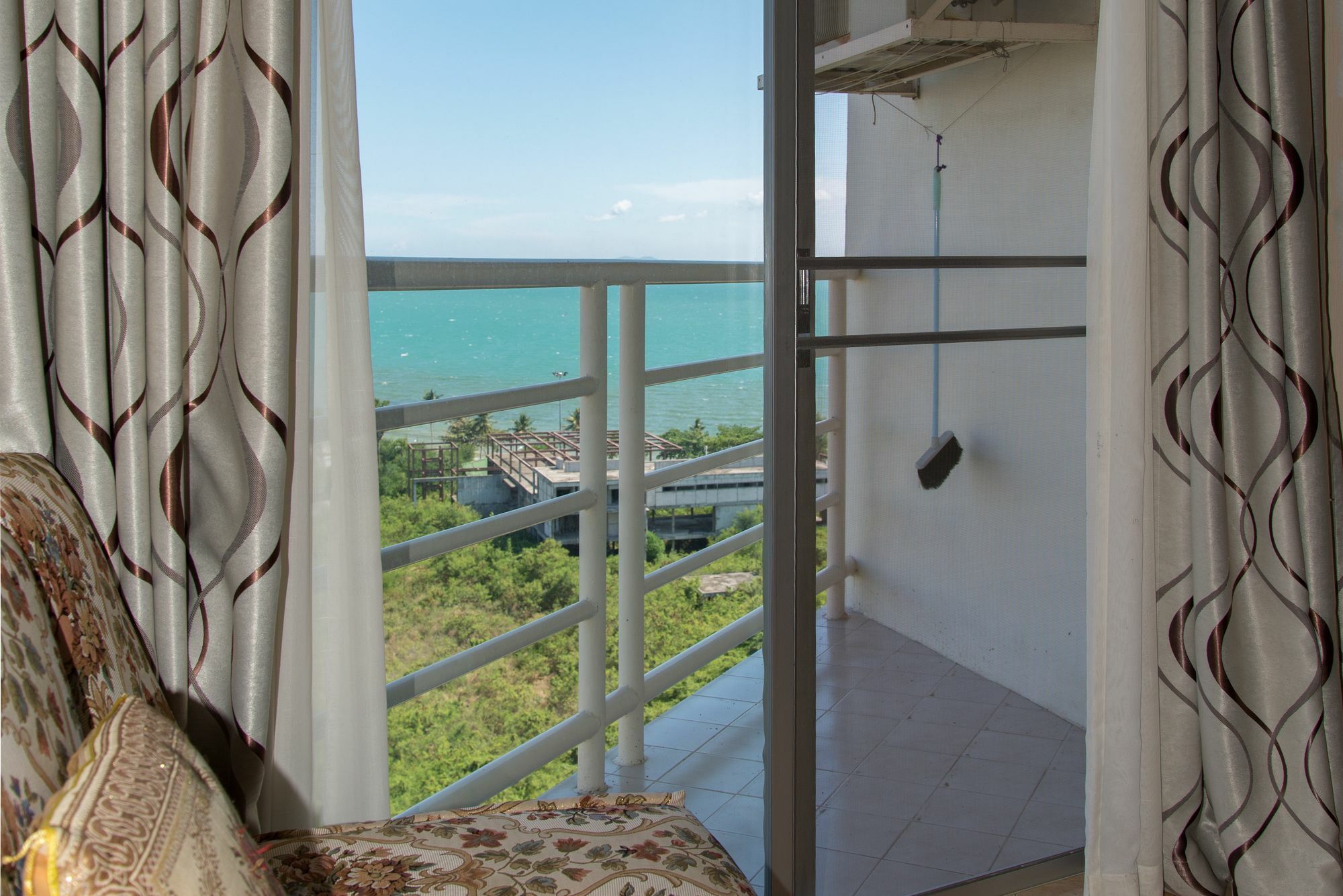 Jomtien Beach Condominium S2 Exterior photo